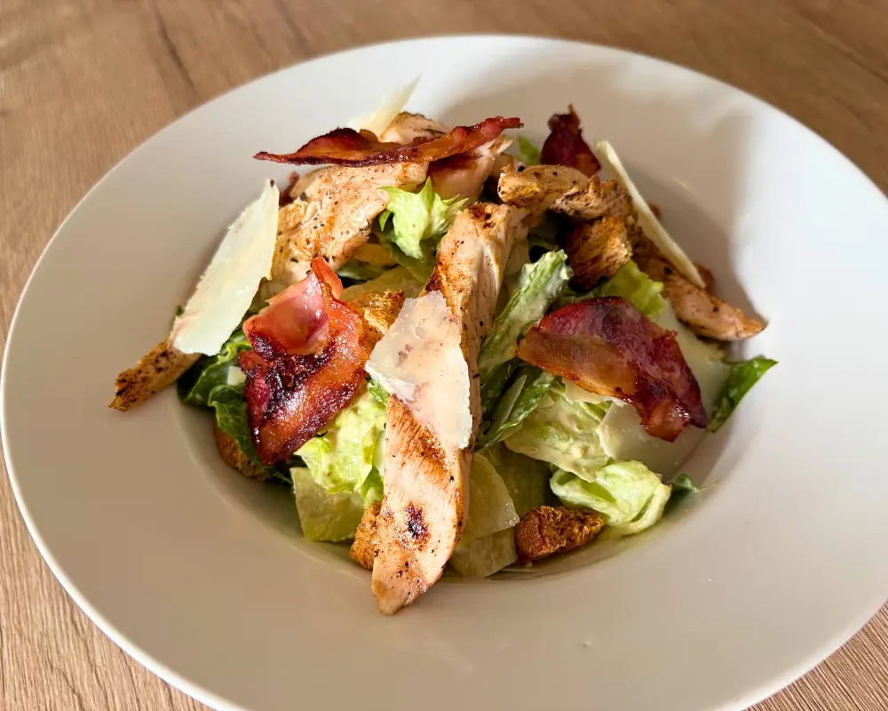 Pizzeria Giovanni - salát Caesar